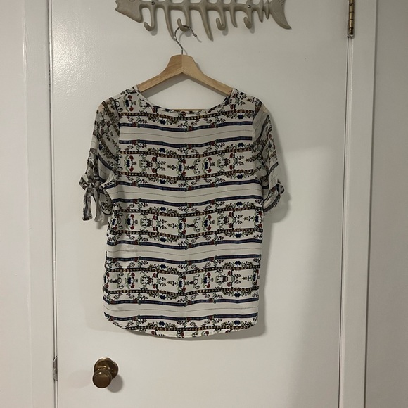 Flower Striped Sheer Blouse - Picture 5 of 6